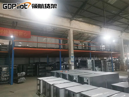 回訪一年前搭建的閣樓貨架，帶你全方面了解它所有的特點(diǎn)！